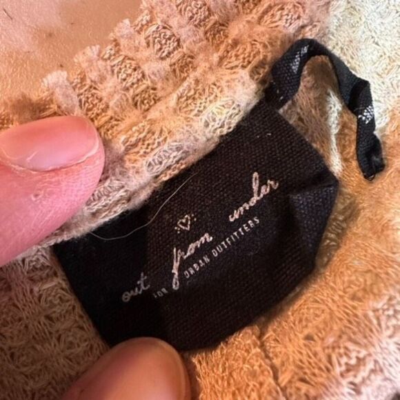 Urban Outfitters Out From Under Beige Jojo Thermal Henley Shirt Size Medium - Picture 8 of 13